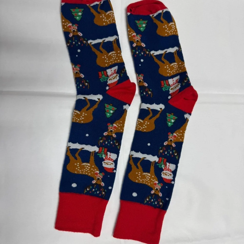 Christmas Winter Reindeers Crew Socks - NEW in Bag.